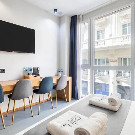 Nalu Valencia Boutique Rooms-2